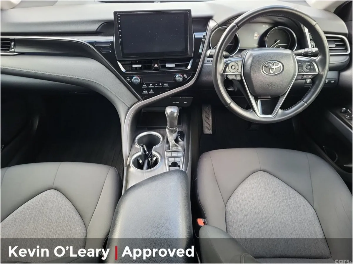 Toyota Camry Saloon, Petrol Hybrid, 2022, Black