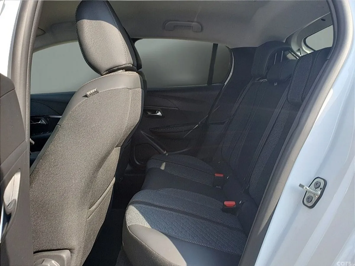 Peugeot 208 Hatchback, Electric, 2025, White