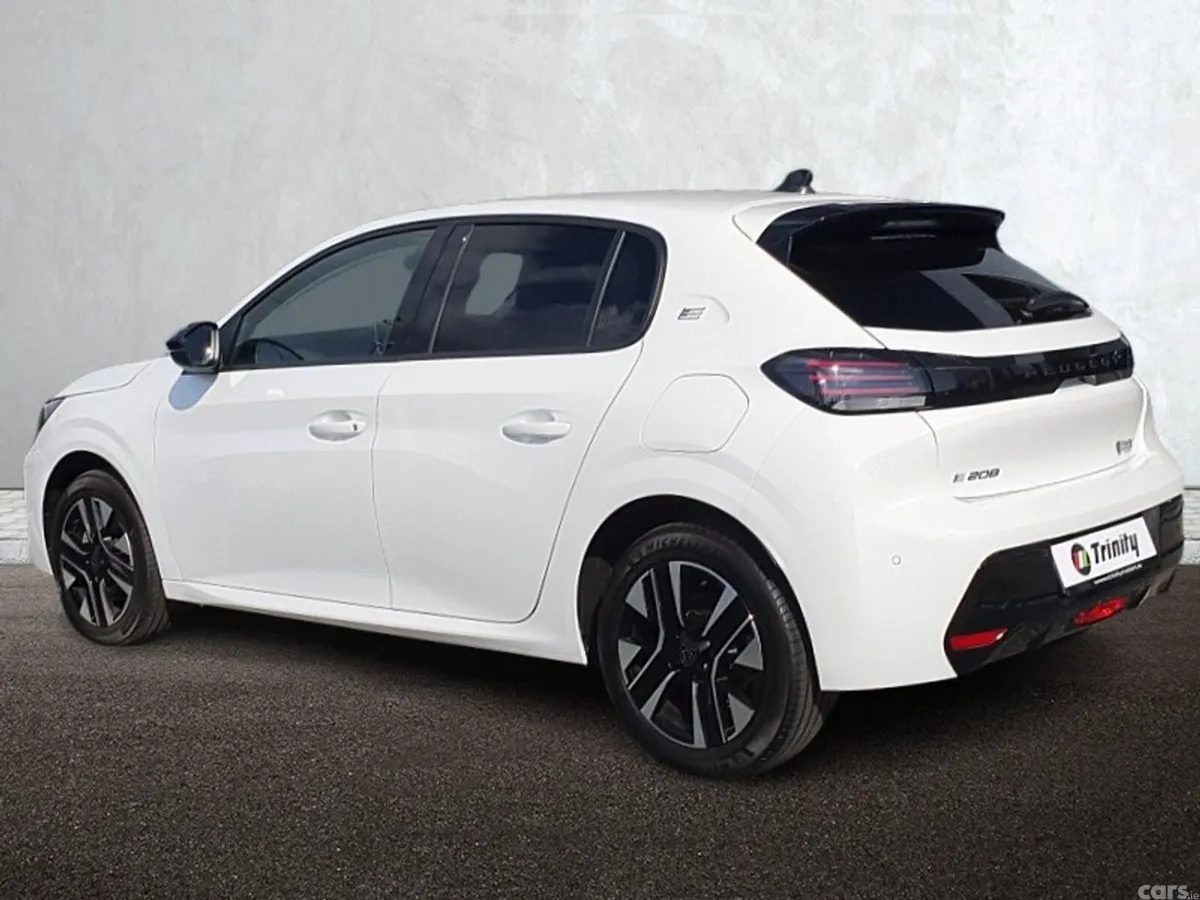 Peugeot 208 Hatchback, Electric, 2025, White