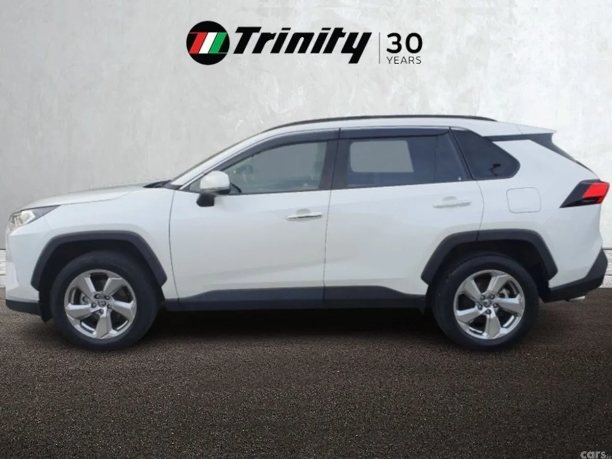 Toyota RAV4 SUV, Petrol Hybrid, 2022, White