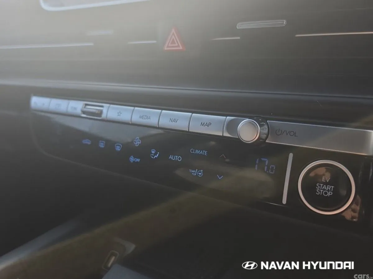 Hyundai IONIQ 6 Saloon, Electric, 2023, Green