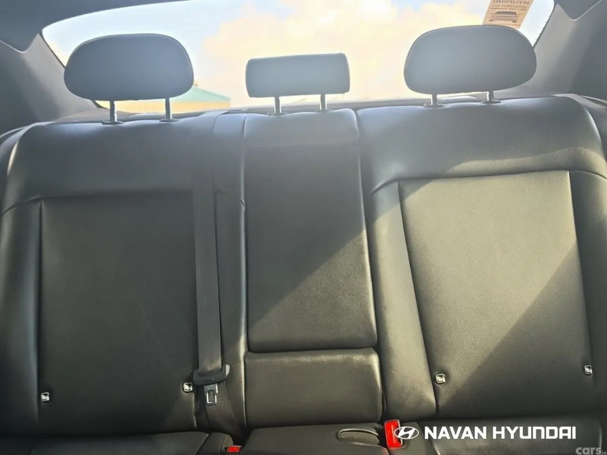 Hyundai IONIQ 6 Saloon, Electric, 2023, Green