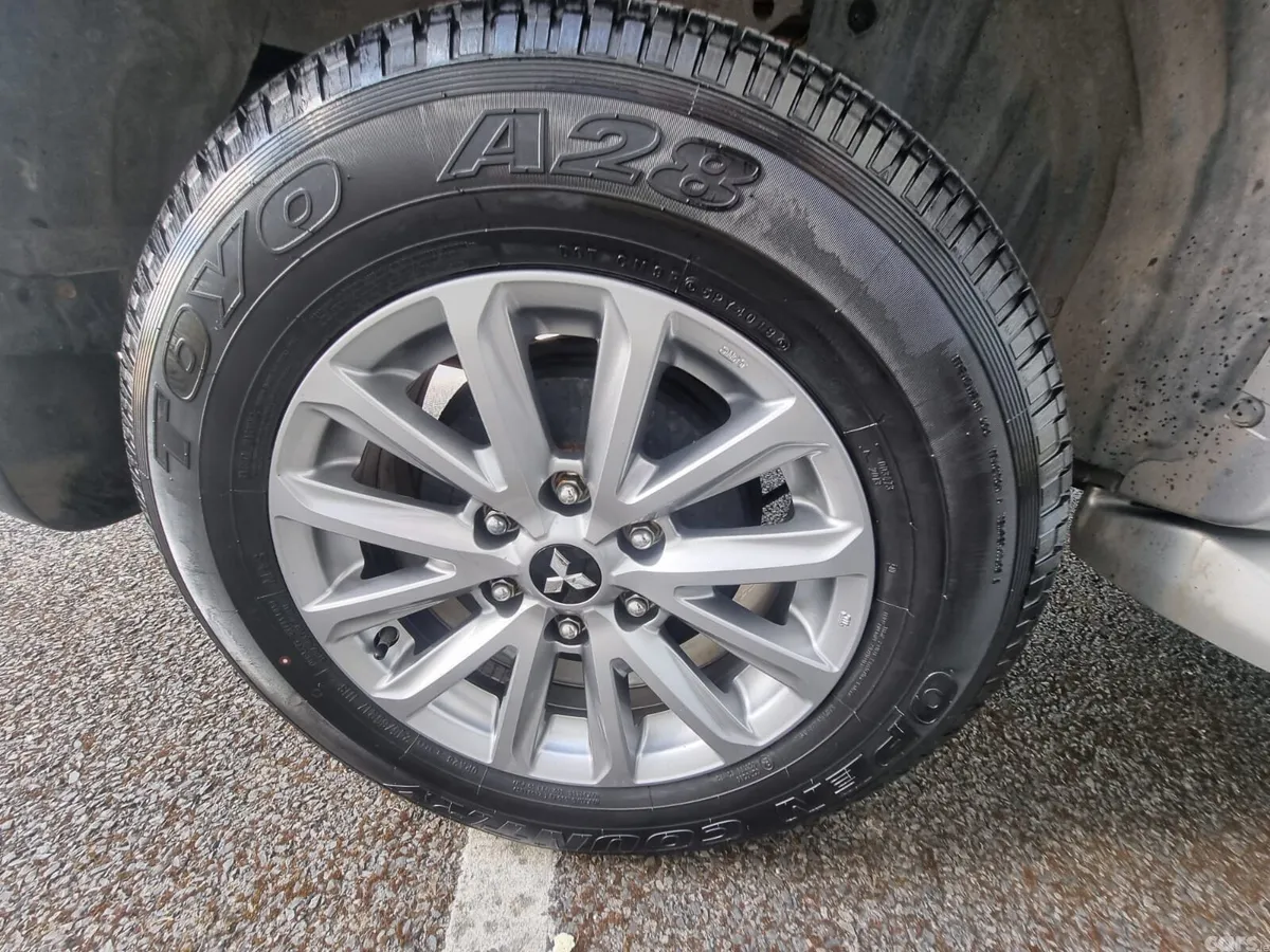 Mitsubishi L200 Pick Up, Diesel, 2017, Silver