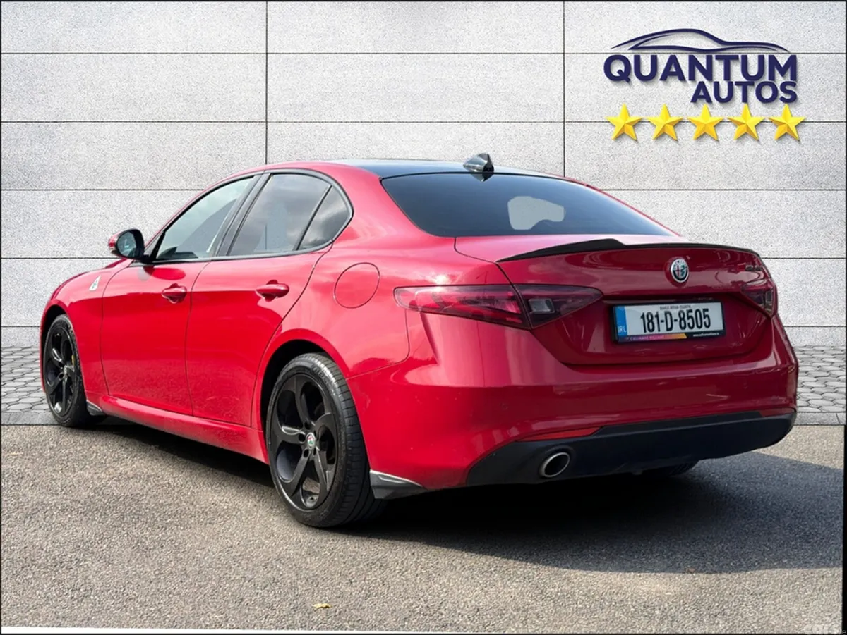 Alfa Romeo Giulia Saloon, Diesel, 2018, Red