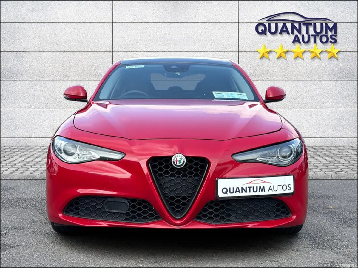 Alfa Romeo Giulia Saloon, Diesel, 2018, Red