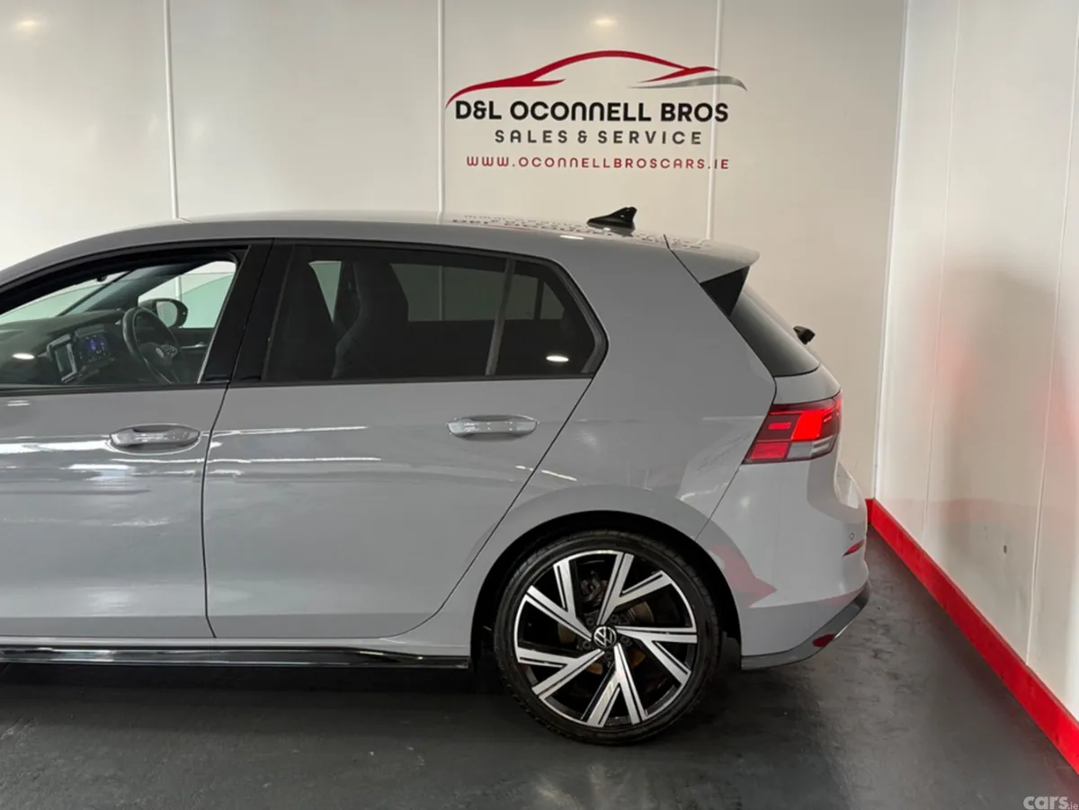 Volkswagen Golf Hatchback, Petrol, 2023, Grey