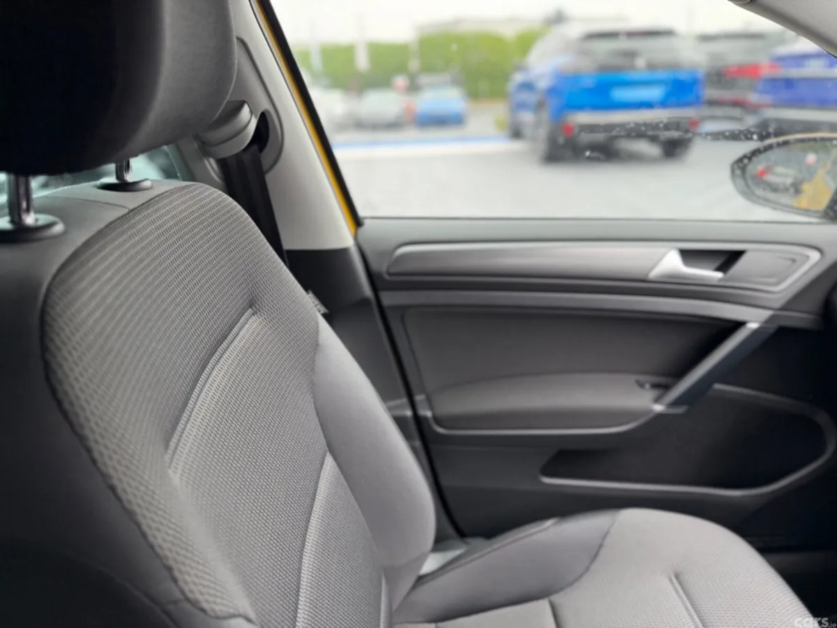 Volkswagen Golf Hatchback, Petrol, 2019, Gold