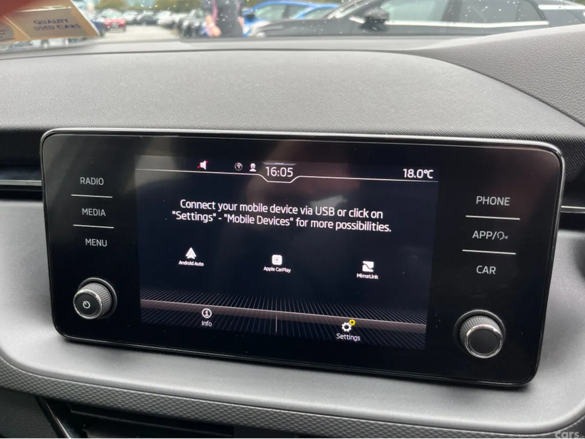Skoda Kamiq SUV, Petrol, 2021, Grey
