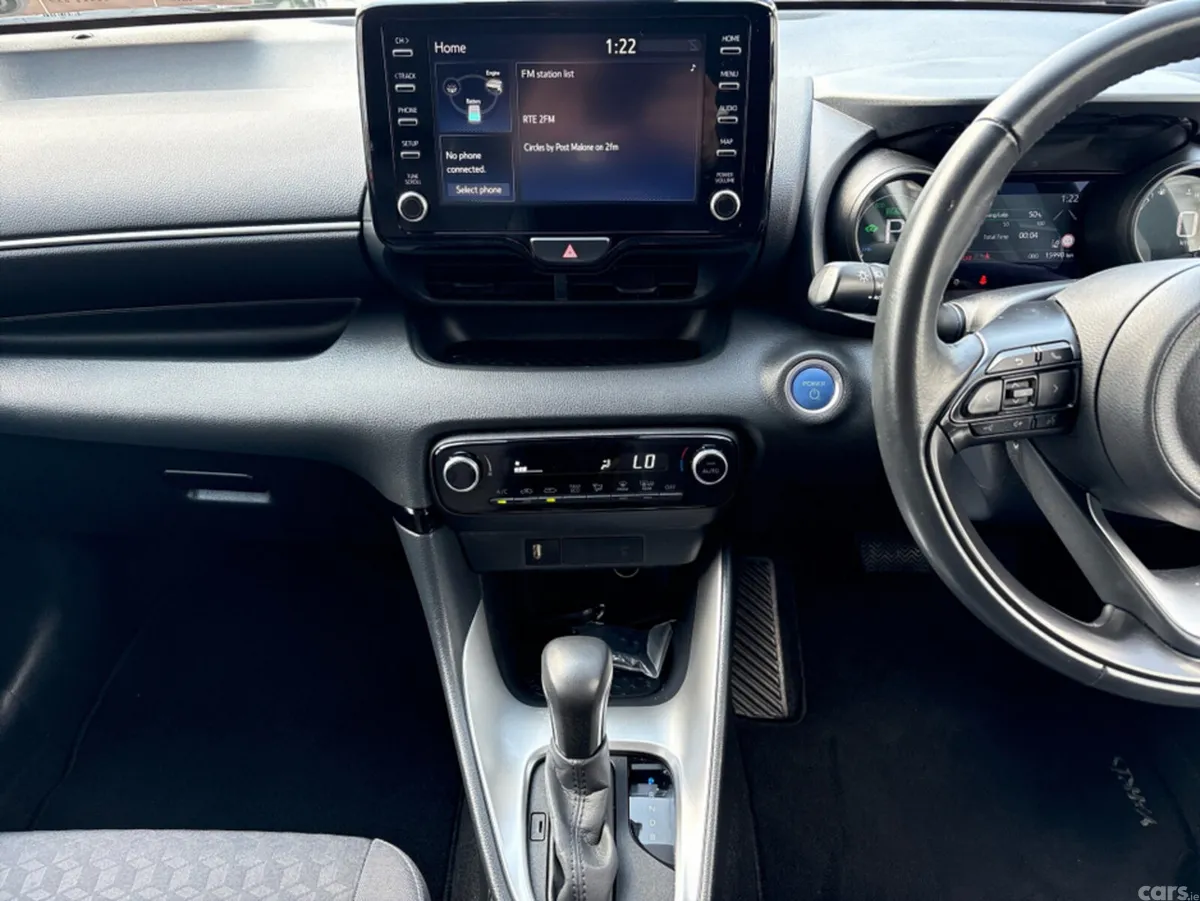 Toyota Yaris Hatchback, Petrol Hybrid, 2022, Grey