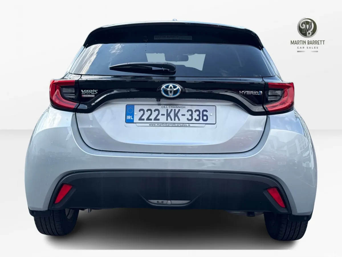 Toyota Yaris Hatchback, Petrol Hybrid, 2022, Grey