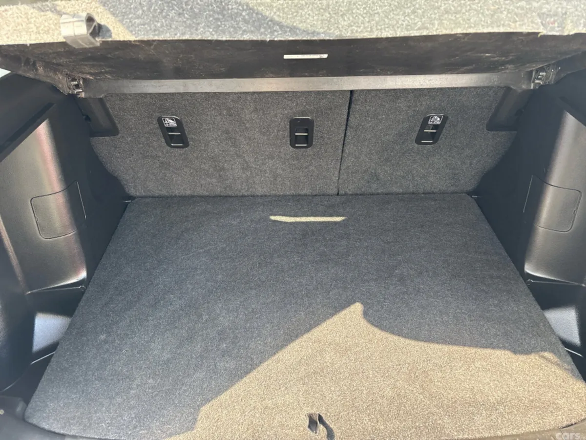Suzuki Vitara Estate, Petrol, 2021, White