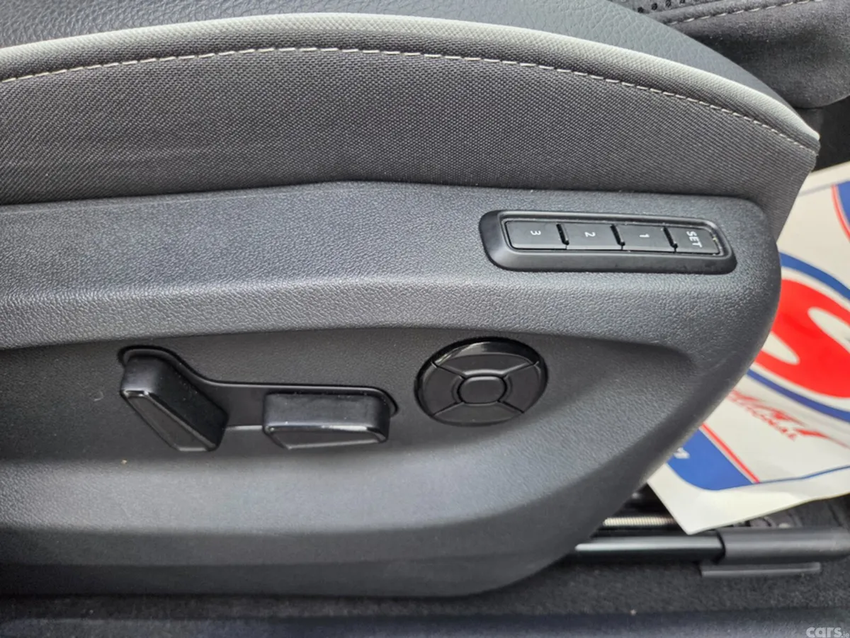 Skoda Kodiaq Estate, Petrol Plug-in Hybrid, 2025, Grey