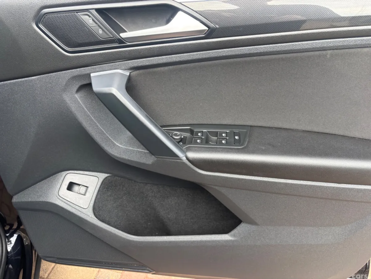 Volkswagen Tiguan SUV, Diesel, 2021, Black