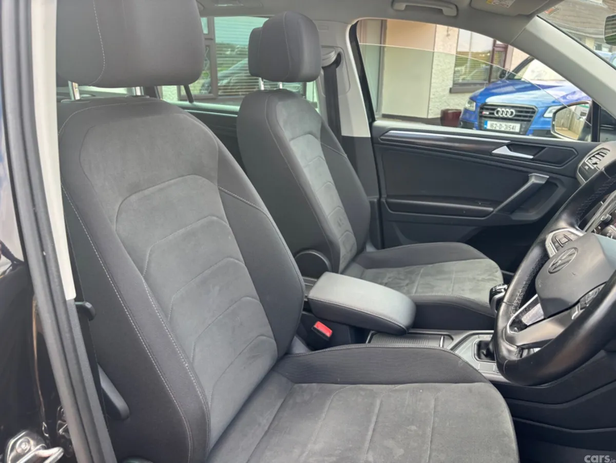 Volkswagen Tiguan SUV, Diesel, 2021, Black