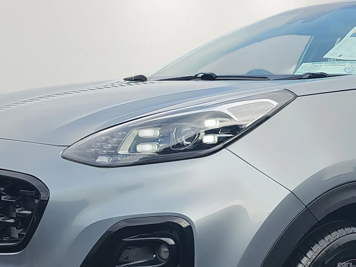 Kia Sportage SUV, Diesel Hybrid, 2021, Grey