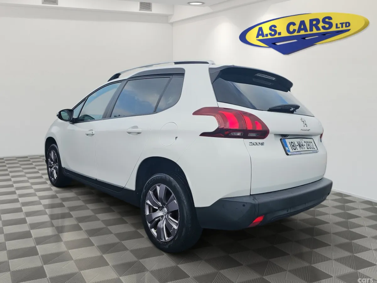 Peugeot 2008 Hatchback, Petrol, 2018, White