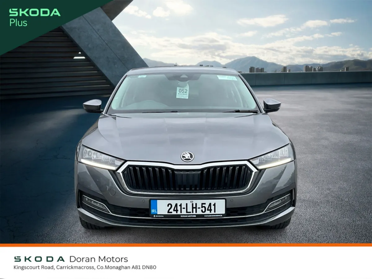 Skoda Octavia Hatchback, Diesel, 2024, Grey