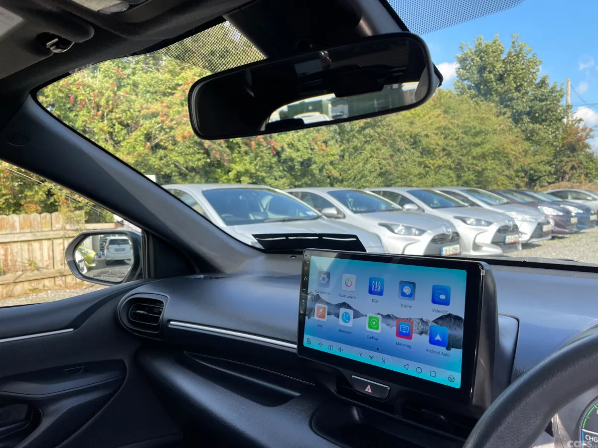 Toyota Yaris Hatchback, Petrol Hybrid, 2021, Silver