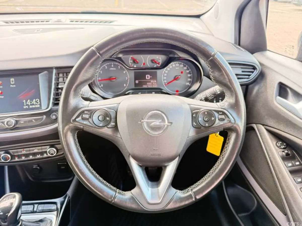 Opel Crossland MPV, Diesel, 2022, Black