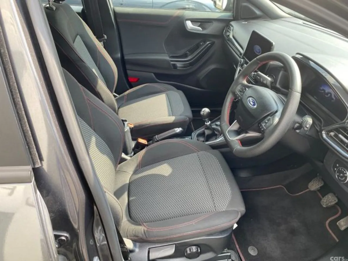 Ford Puma MPV, Petrol Hybrid, 2024, Grey