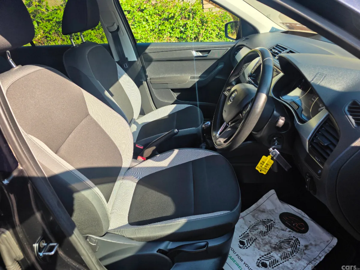 Skoda Fabia Hatchback, Petrol, 2017, Black