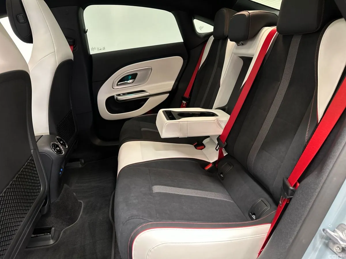 Mercedes-Benz CLA Saloon, Electric, 2026, Blue