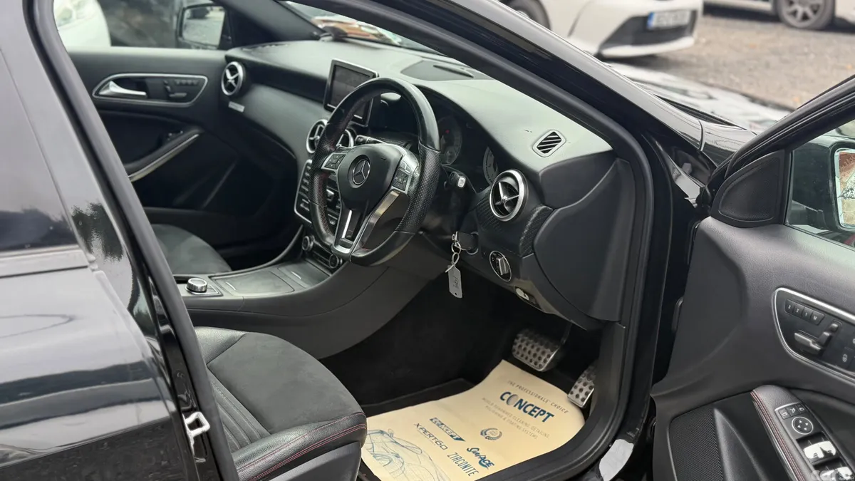 Mercedes-Benz A-Class Hatchback, Petrol, 2014, Black