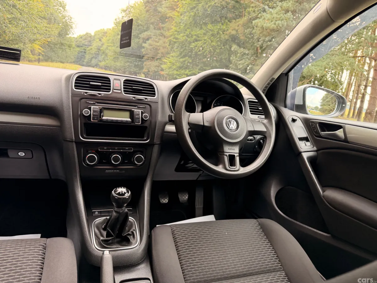 Volkswagen Golf Hatchback, Diesel, 2011, Silver
