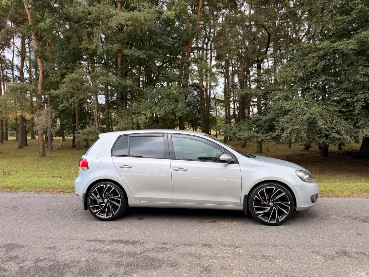 Volkswagen Golf Hatchback, Diesel, 2011, Silver