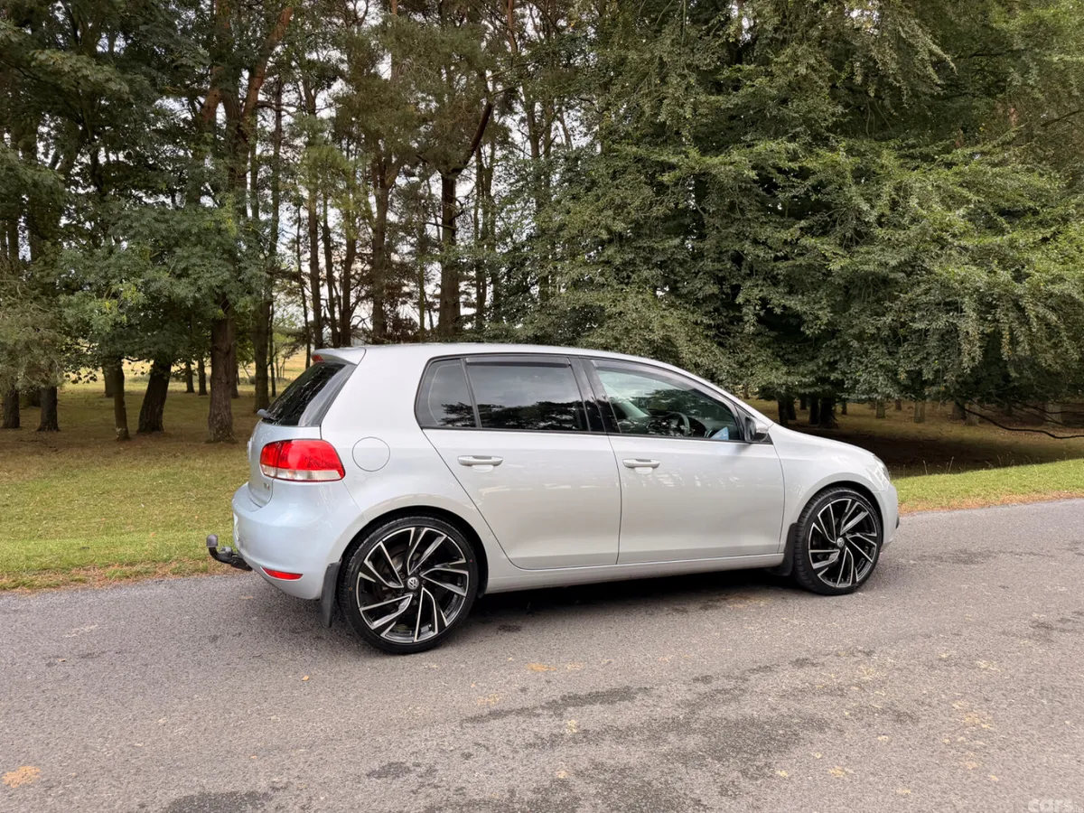 Volkswagen Golf Hatchback, Diesel, 2011, Silver