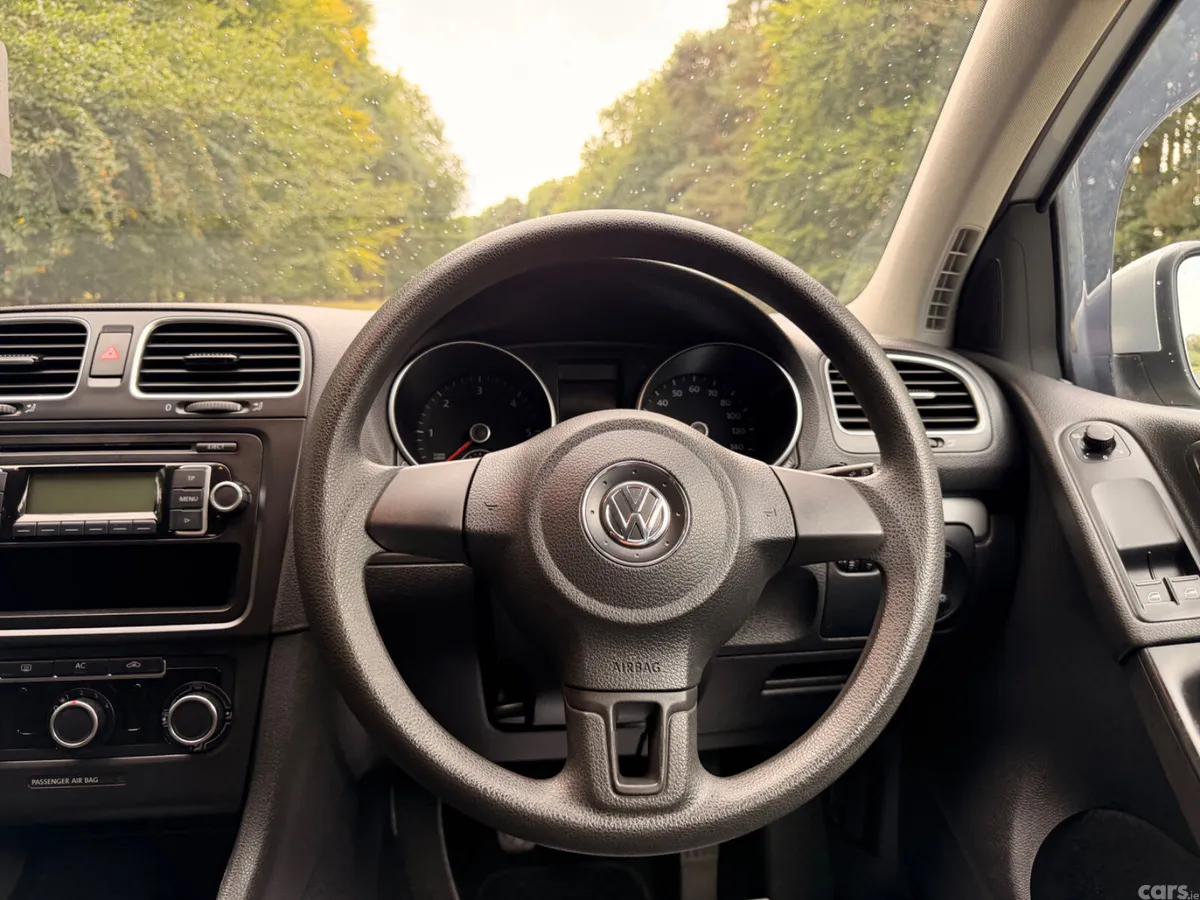 Volkswagen Golf Hatchback, Diesel, 2011, Silver