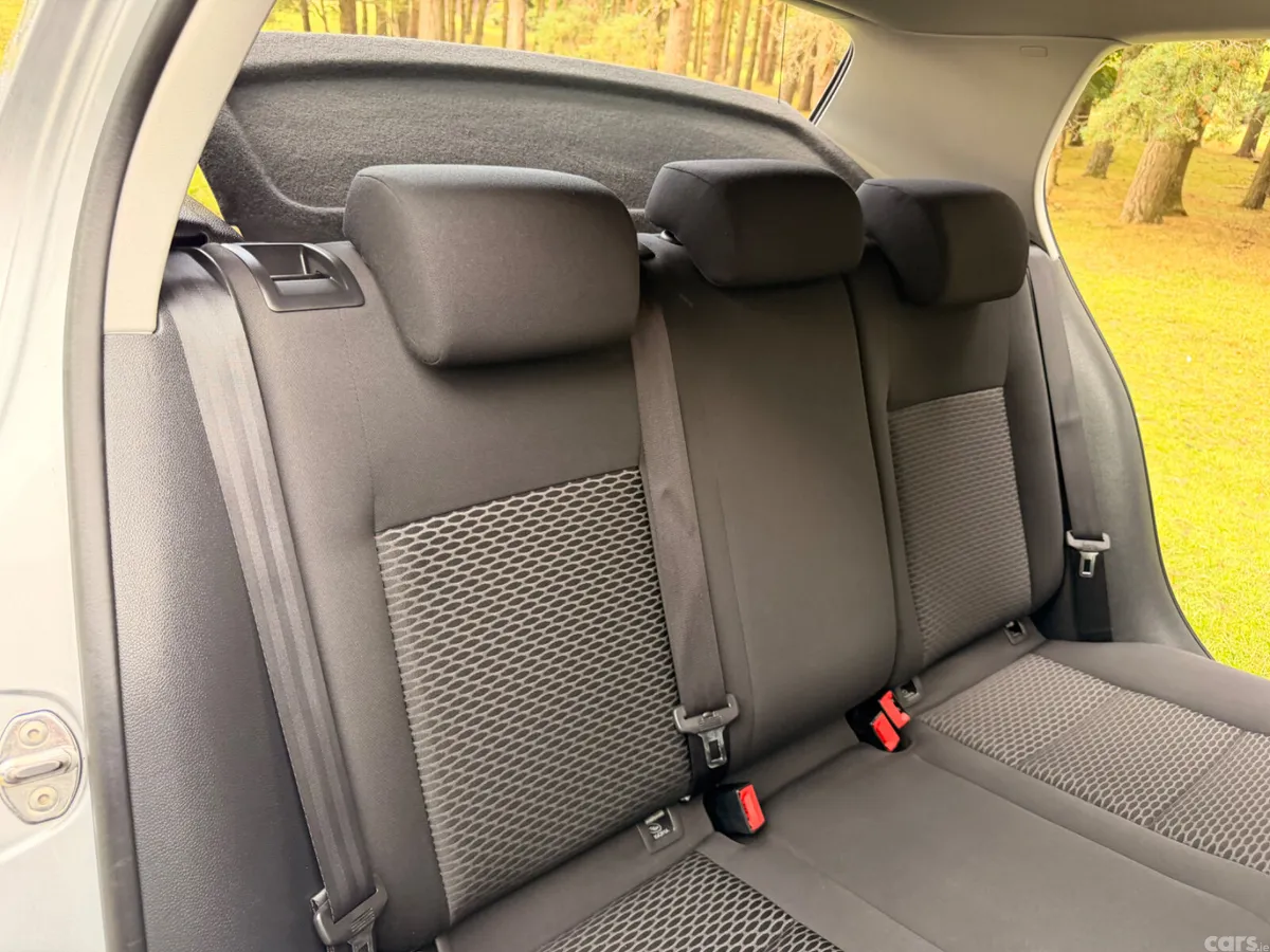 Volkswagen Golf Hatchback, Diesel, 2011, Silver