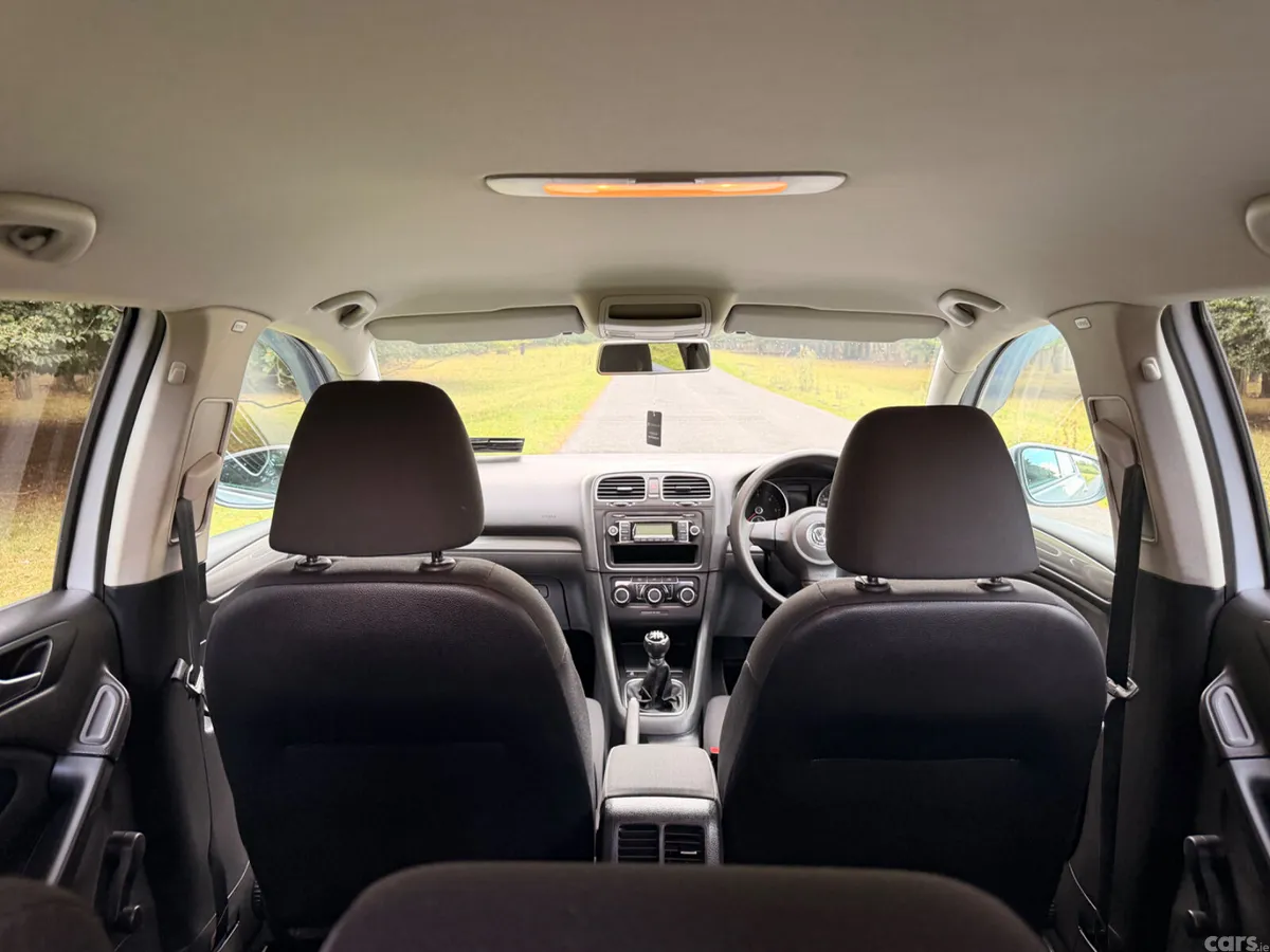 Volkswagen Golf Hatchback, Diesel, 2011, Silver