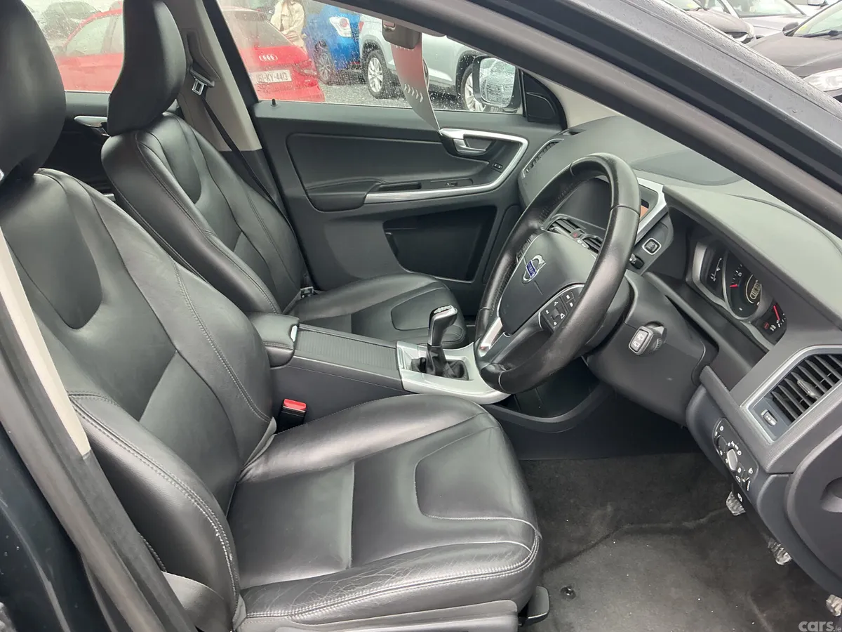 Volvo XC60 SUV, Diesel, 2017, Grey