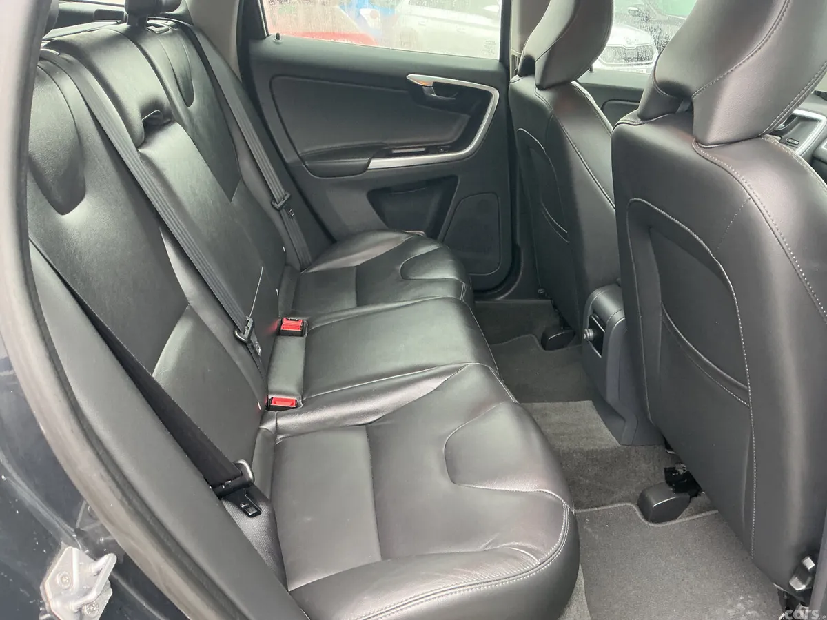 Volvo XC60 SUV, Diesel, 2017, Grey