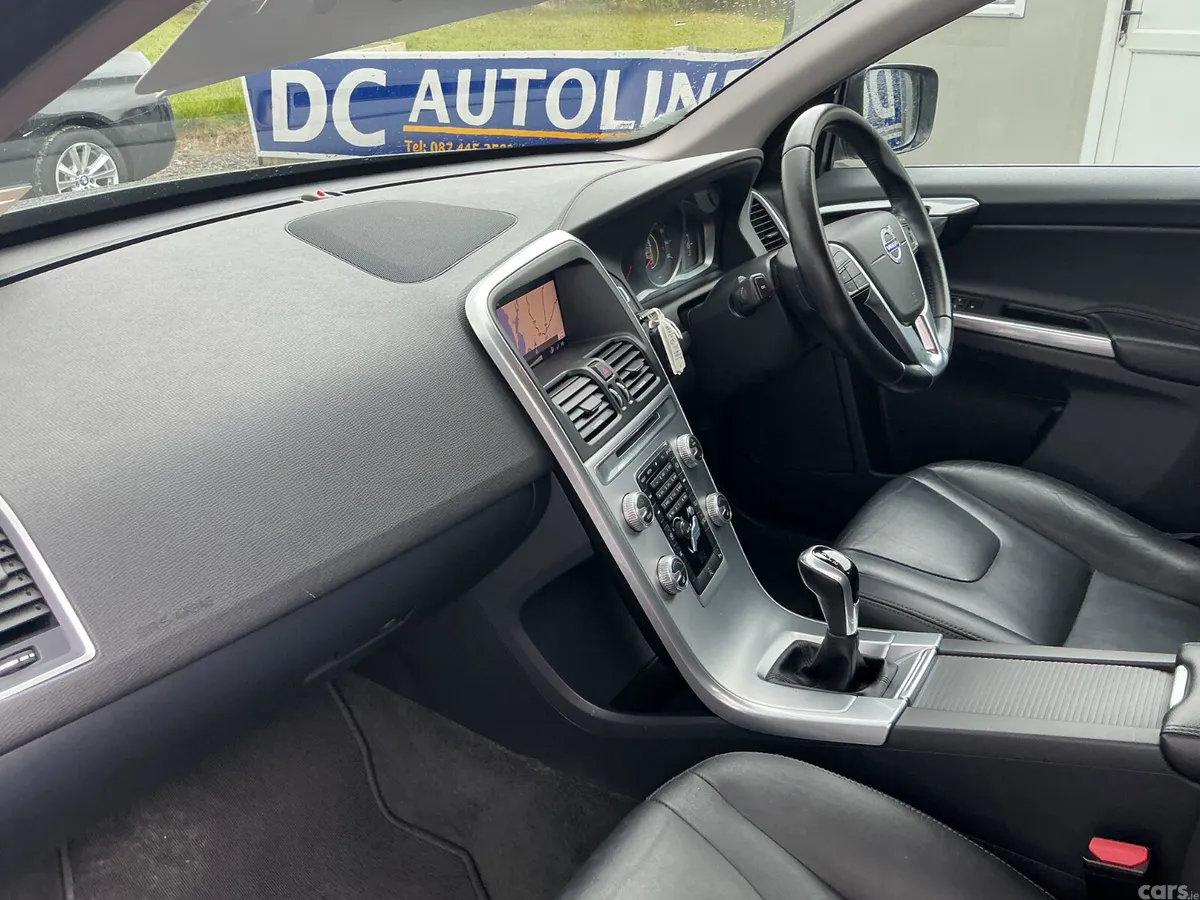 Volvo XC60 SUV, Diesel, 2017, Grey
