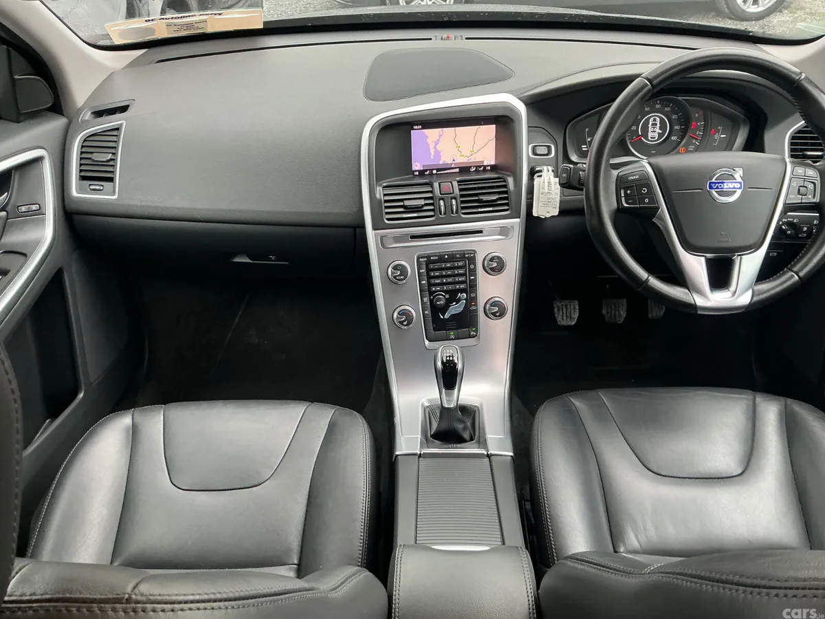Volvo XC60 SUV, Diesel, 2017, Grey