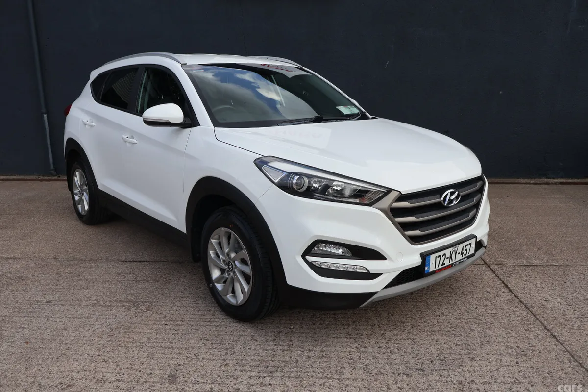 Hyundai Tucson SUV, Diesel, 2017, White