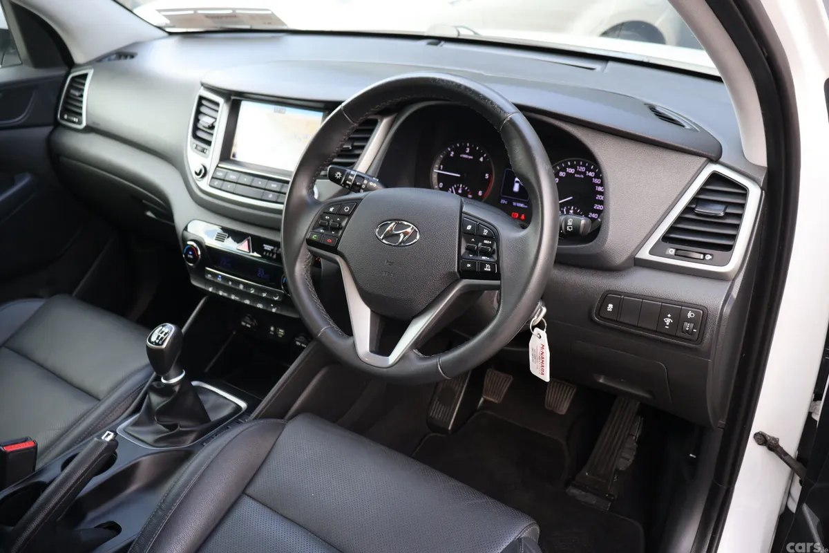 Hyundai Tucson SUV, Diesel, 2017, White