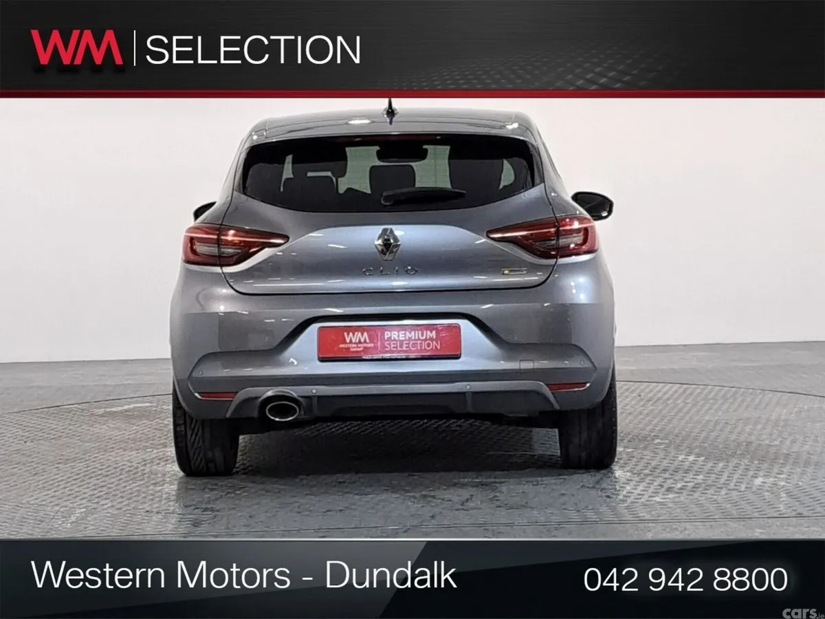 Renault Clio Hatchback, Petrol, 2023, Grey