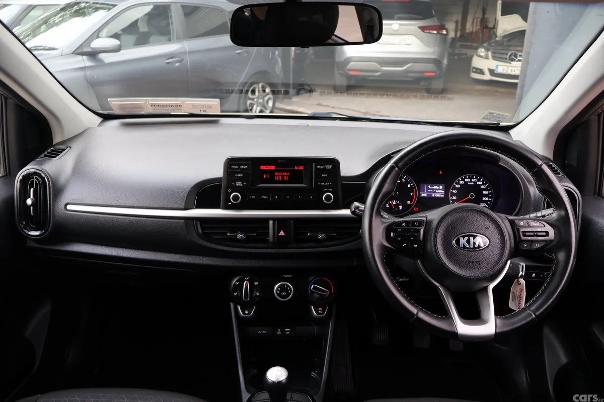 Kia Picanto Hatchback, Petrol, 2018, Grey