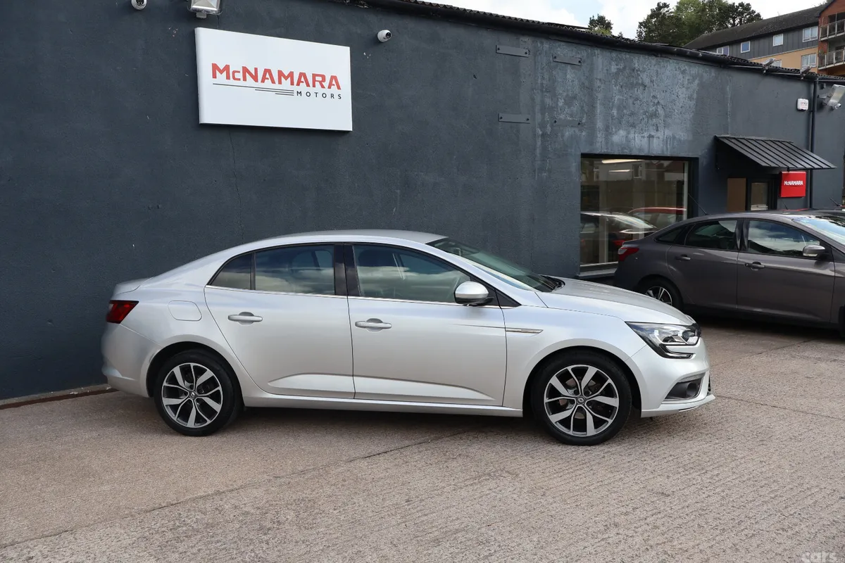 Renault Megane Saloon, Diesel, 2017, Silver
