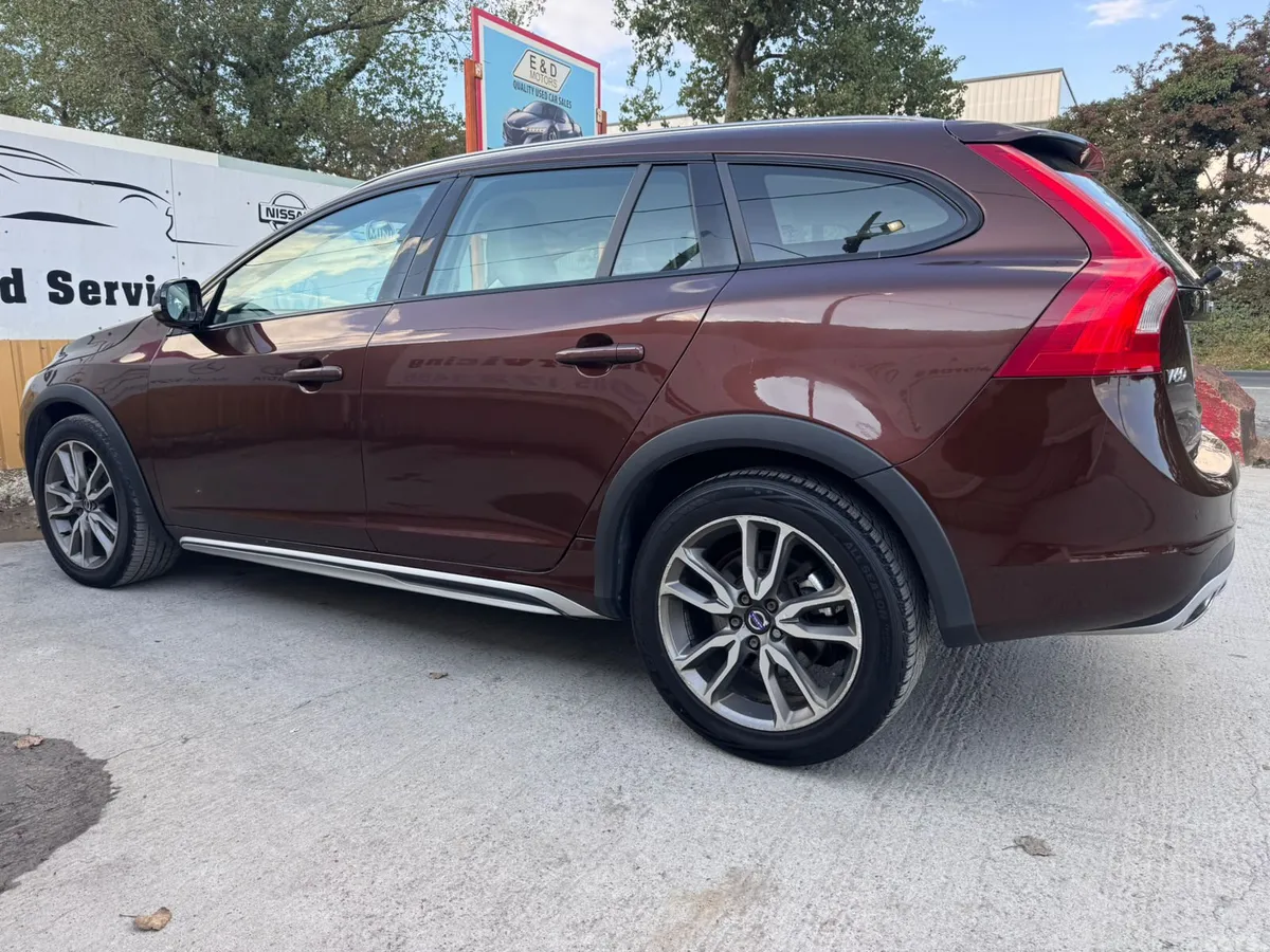 Volvo V60 Estate, Diesel, 2015, Bronze