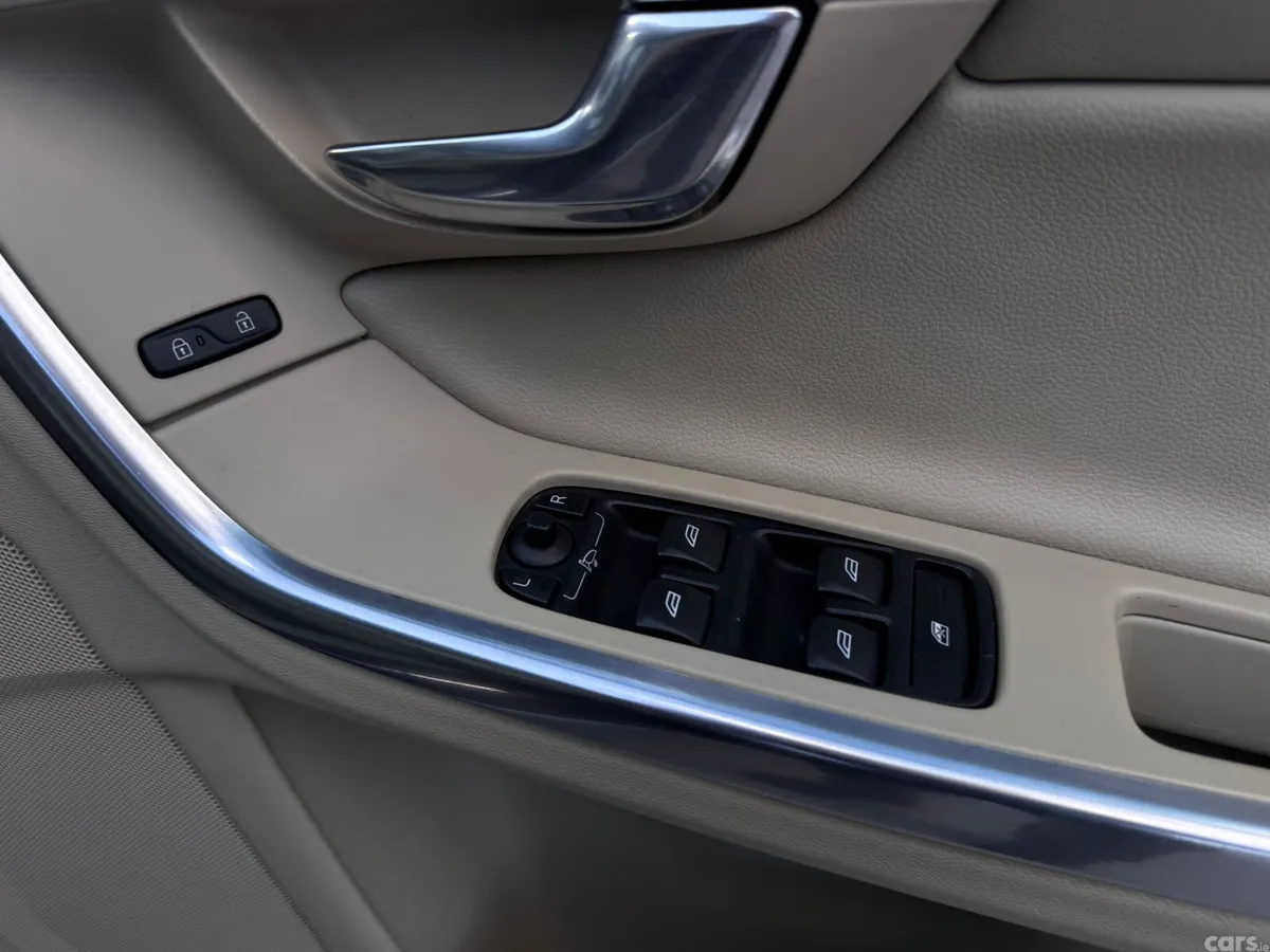 Volvo V60 Estate, Diesel, 2015, Bronze