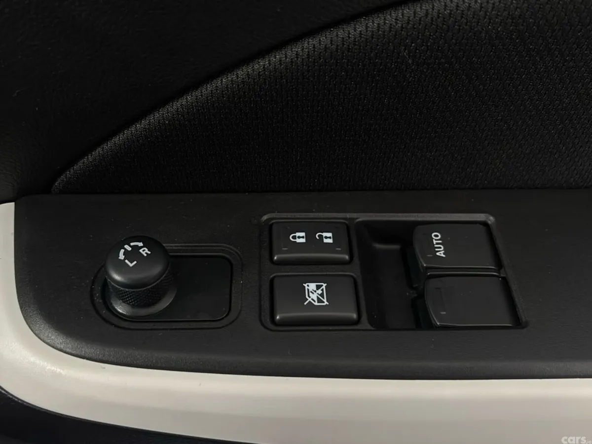 Suzuki Swift Hatchback, Petrol, 2024, Blue