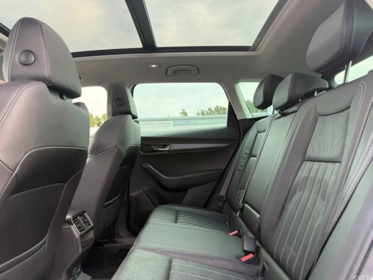 Skoda Karoq SUV, Diesel, 2019, Grey