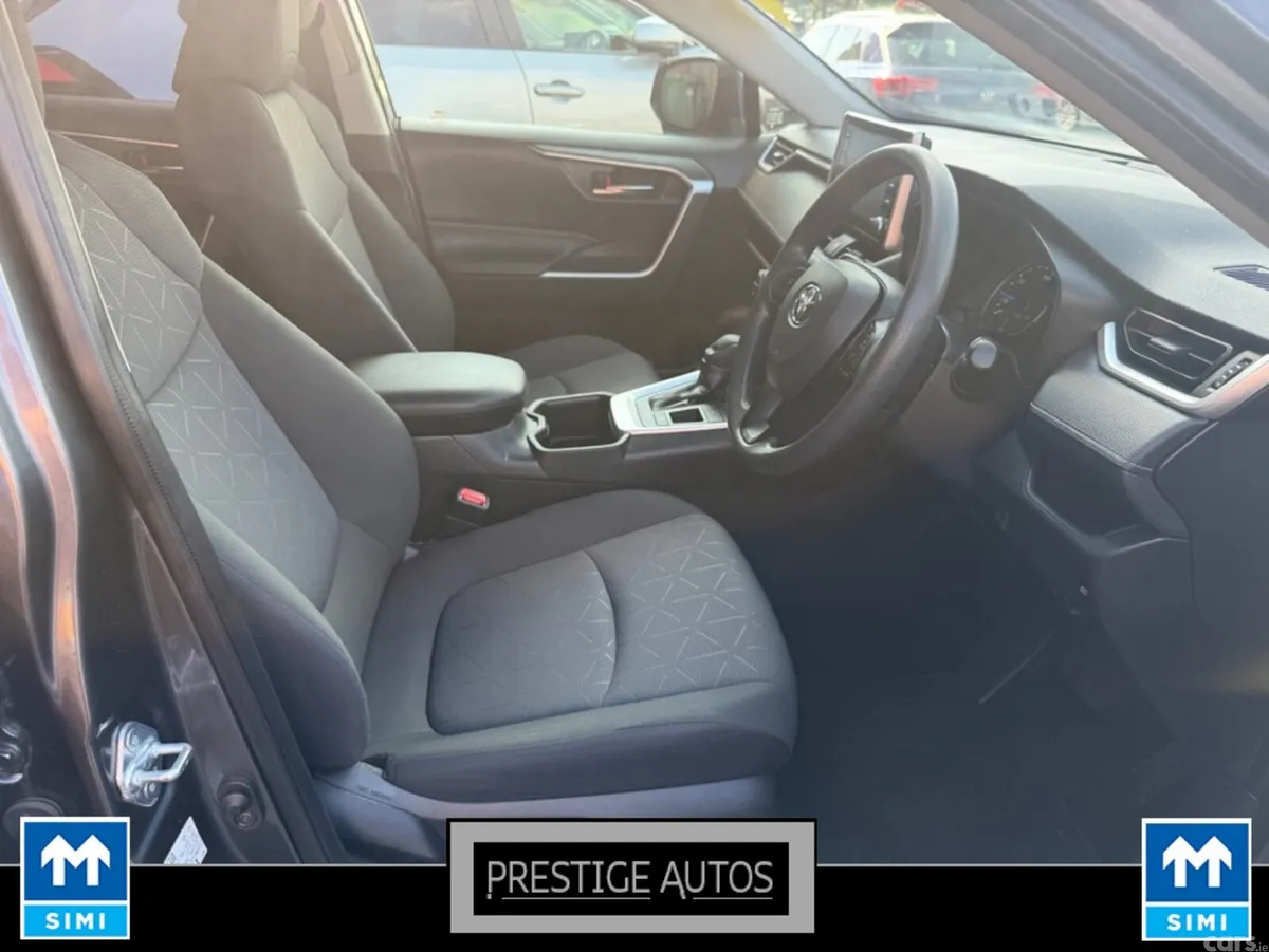 Toyota RAV4 SUV, Petrol Hybrid, 2022, Grey