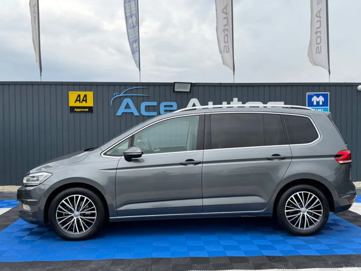 Volkswagen Touran MPV, Diesel, 2018, Grey