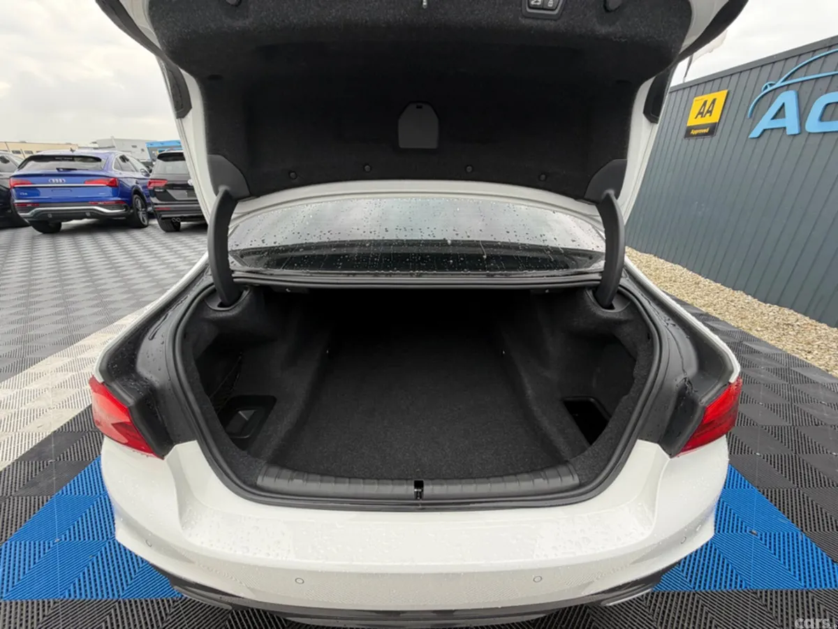 BMW 5-Series Saloon, Diesel, 2018, White