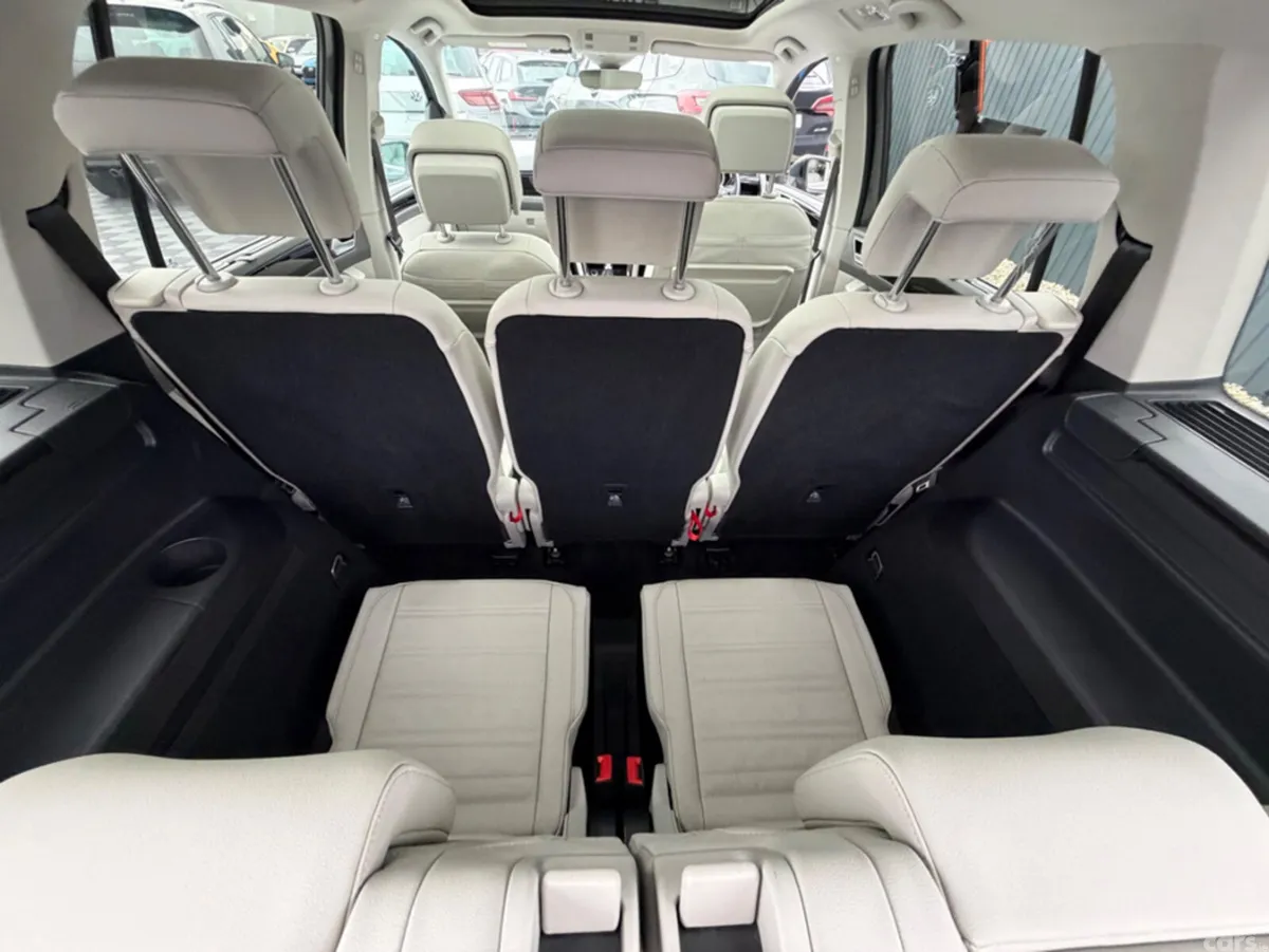 Volkswagen Touran MPV, Diesel, 2018, Grey